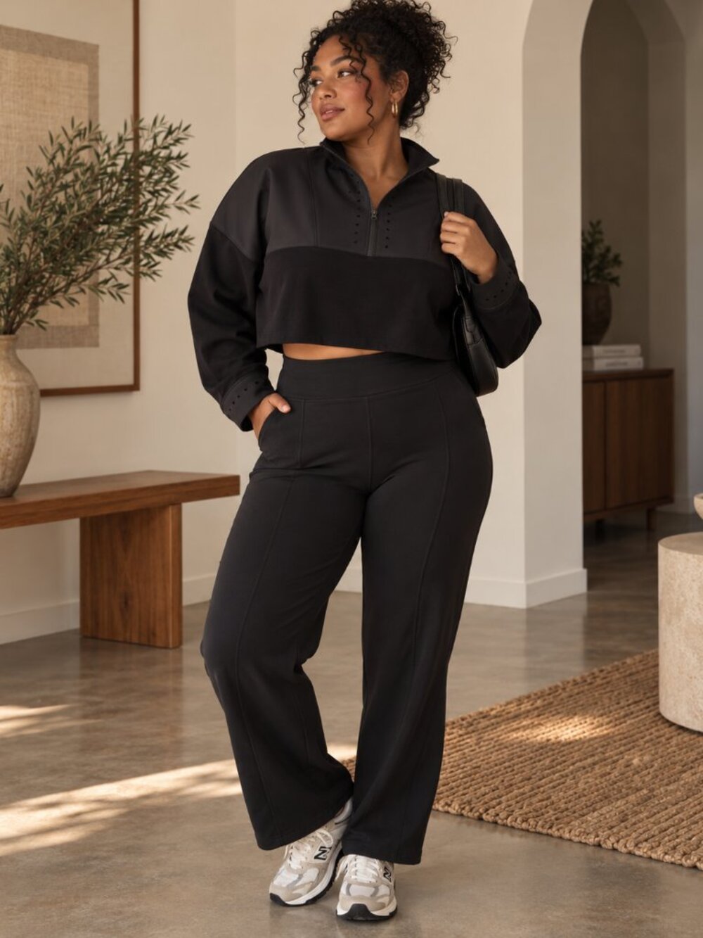 GiGi C‎ Sport Black Cropped Half Zip Pullover Laser Cut NWT XL ✨